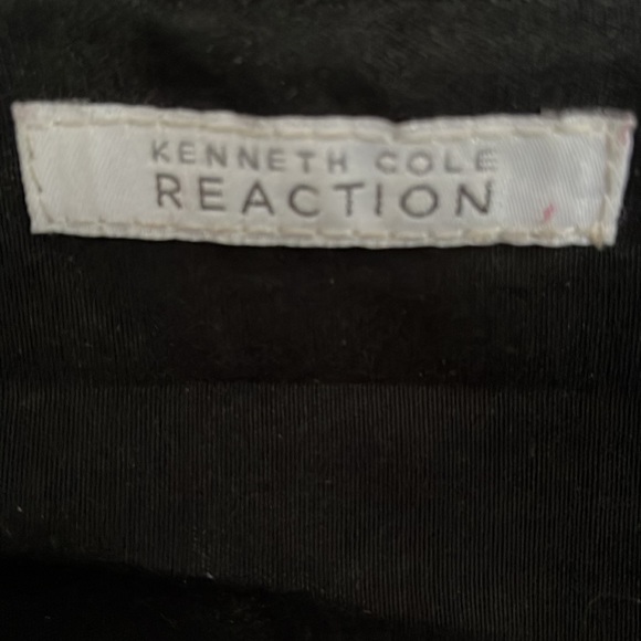 Kenneth Cole Reaction Pocketbook with Good Chain straps - Picture 8 of 9